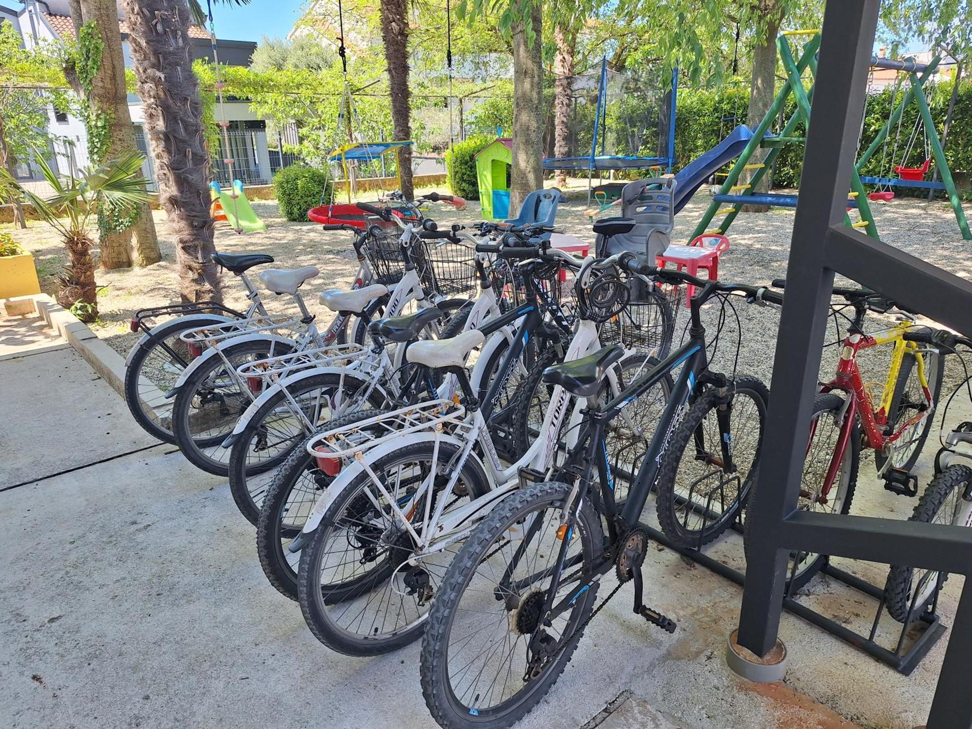 רוביני Apartments Modrusan מראה חיצוני תמונה