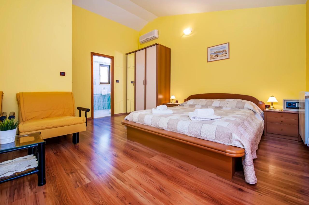 רוביני Apartments Modrusan מראה חיצוני תמונה